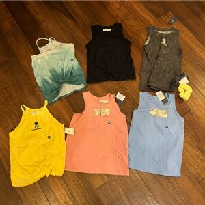Lot of 6 Abercrombie tank tops / 5 of the 6 are NWT / all Size 9-10
